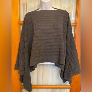 Lululemon Forward Flow Poncho Wrap dk. Grey Arm Holes Lightweight Knit Warm O/S